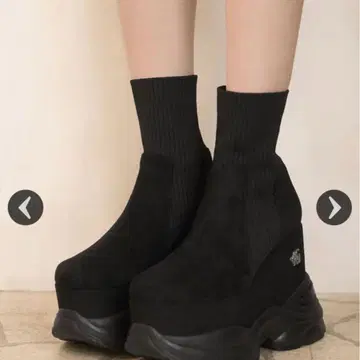 미셸 마카롱 삭스 라이크 통굽 부츠 L 사이즈 블랙