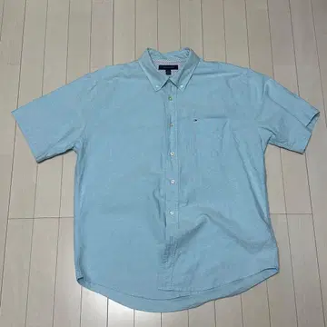 TOMMY HILFIGER 하프 셔츠