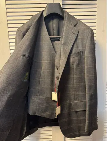 드레 스테리아 미사용 새상품 체크 쓰리피스 수트