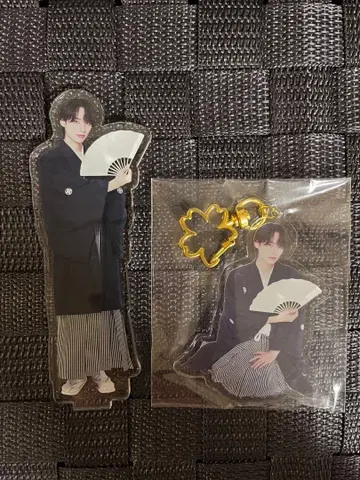 러브식 타로 아크릴 스탠드 아크릴 키링 하카마