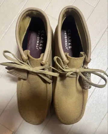 CLARKS ORIGINALS GORE-TEX 하이컷 신발