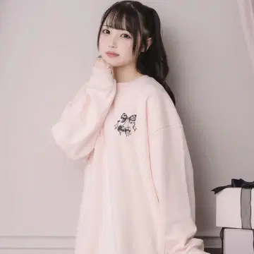 pium melty cupcake 오버 사이즈 맨투맨