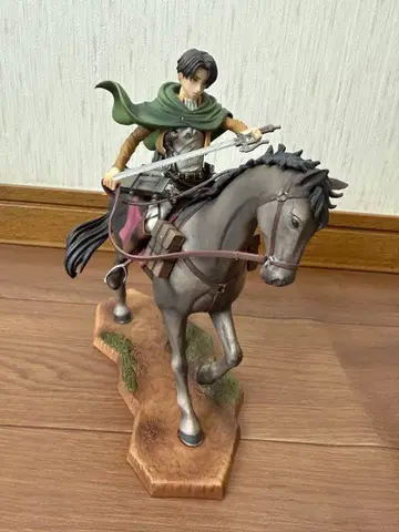 진격의 거인 제일복권 벽외조사 여자형 포획 작전 B상 리바이 기마