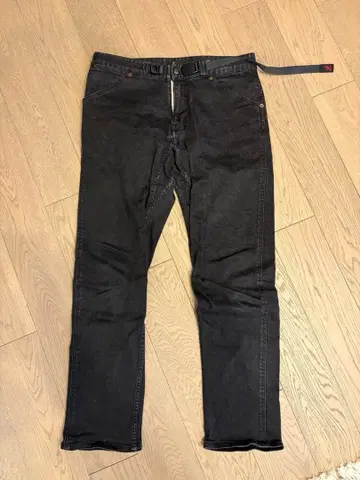 어반 리서치 도어스 그라미치 별주 데님 팬츠