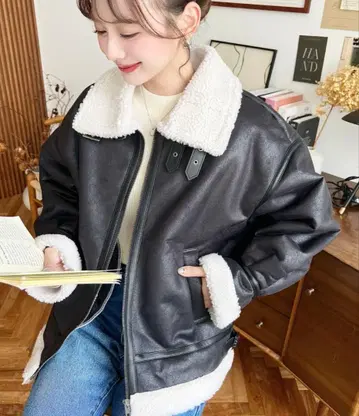 인조 가죽 x 보아 페이크 무스탕 플라이트 자켓 블루종