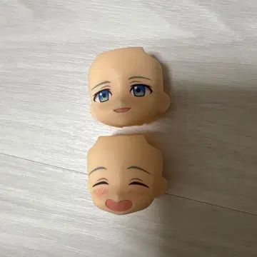 최종 가격 넨도로이드 빅토르 유리 온 아이스 헤드