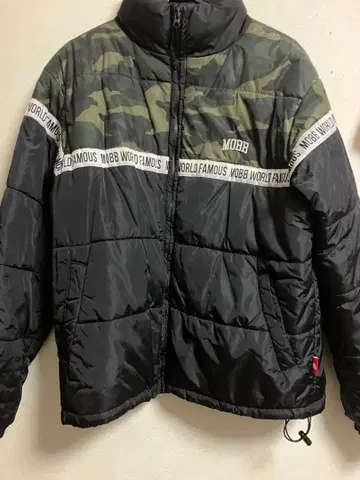 MOBB 카모플라쥬 다운 자켓
