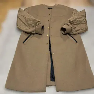 베이지 롱 아우터