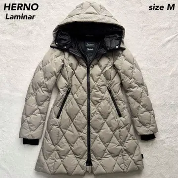 컨디션 최상 헤르노 라미나르 다이아 퀼팅 다운 코트 M 베이지