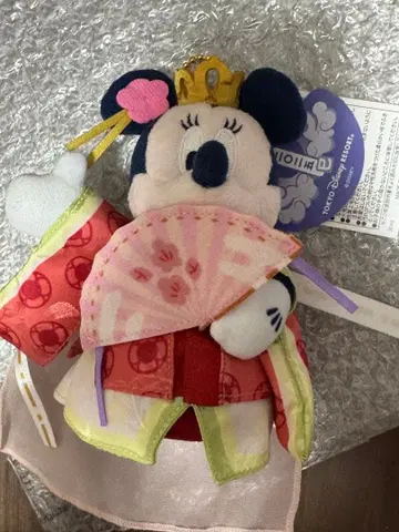 디즈니 설날 2025 미니 봉제 인형 배지 미사용 택 포함