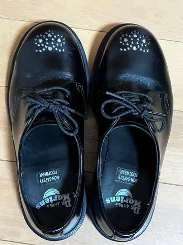 닥터마틴 1461 스틸 토 3 홀 신발