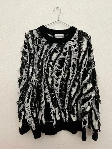 PAGEBOY 프린지 가공 오버 사이즈 니트