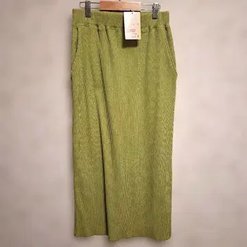 미사용 새상품 niko and - 리브 슬릿 라메 타이트 스커트