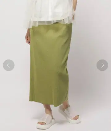 미사용 새상품 niko and - 리브 슬릿 라메 타이트 스커트