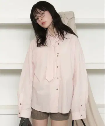 [loin nuit] 미사용 새상품 뉴앙스 버튼 타이 셔츠 (핑크)
