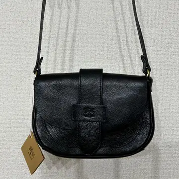 [ 미사용 새상품 ] 일비종떼 플랩 벨트 숄더백