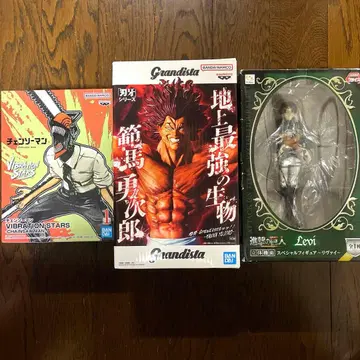 한마 유지로 & 리바이 & 체인소 맨 피규어 세트