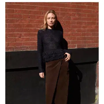 ZARA 체크 무늬 프린지 니트 스웨터