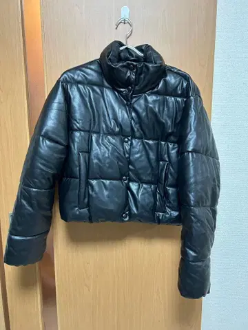 ZARA 블랙 숏 기장 다운 자켓 M