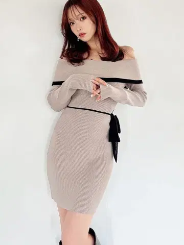 RESEXXY 리본 미니 니트 원피스