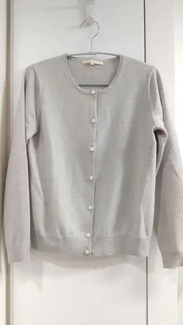 [ ANAYI ] 페일 그레이 긴팔 가디건