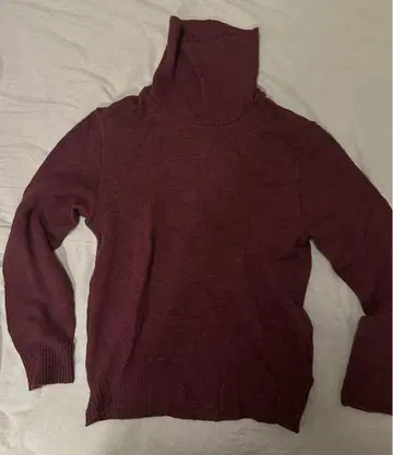 603 MIDWEST 버건디 터틀넥 스웨터