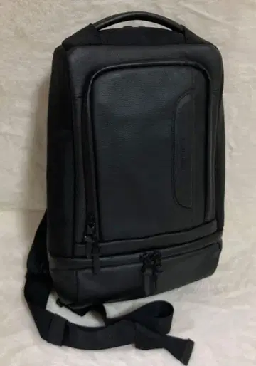 극미품 브로스키앤서플라이 가죽 바디백 노티암 별주