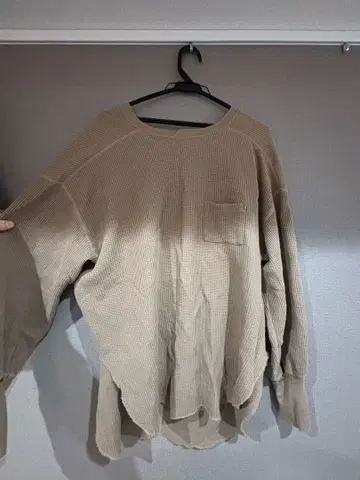 Charcoal Tokyo 티셔츠/컷앤소