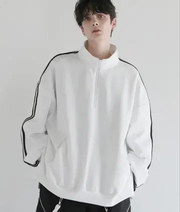 루즈 실루엣 코튼 분또 드레이프 트랙 하프 지퍼 긴팔 풀오버