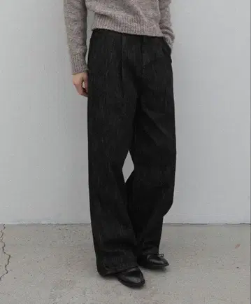 Curve Tucked Jeans ohotoro