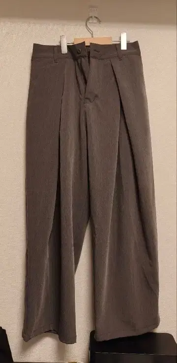 ACON studio AC 핀턱 와이드 슬랙스 한국