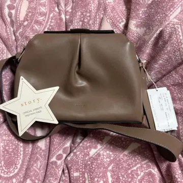 새상품급 story. 스토리 숄더백 브라운 택 포함
