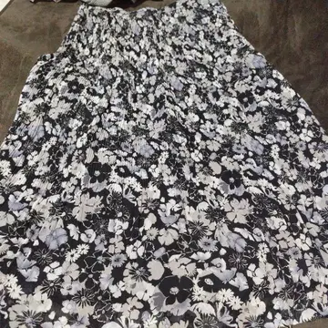 레리안 꽃무늬 스커트 13+호 폴리에스테르 큐프라