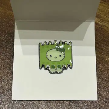 일본관 모키티 배지