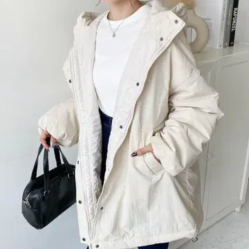 바스락 나일론 안감 퀼트 몬스터 후드티 자켓