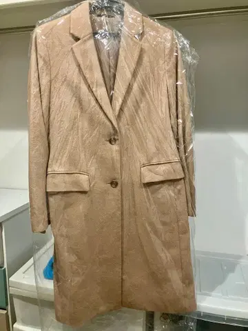 유니클로 베이지 싱글 버튼 체스터 코트