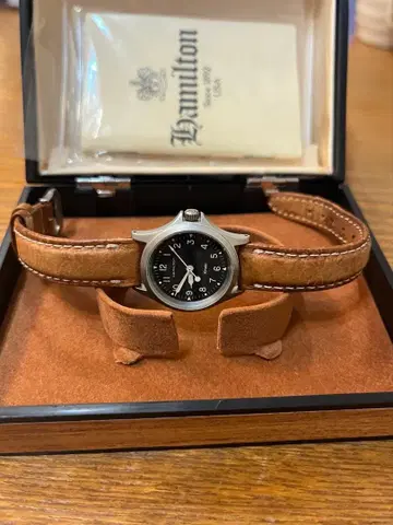 해밀턴 카키 쿼츠 손목시계 블랙 다이얼