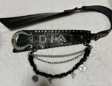 d.i.a. 퍼 장식 벨트 체인