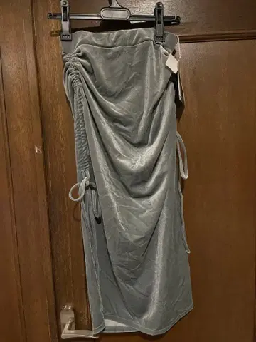 akaruxLutique 벨로아 드레이프 스커트 그레이 미사용 새상품