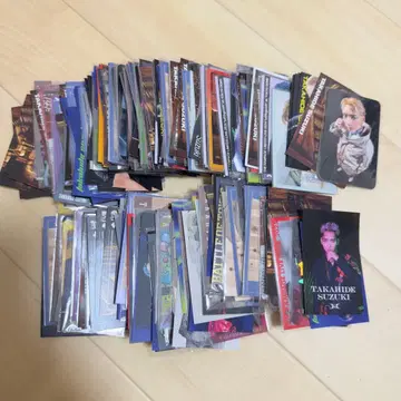 스즈키 타카히데 트레이딩 카드 묶음 판매