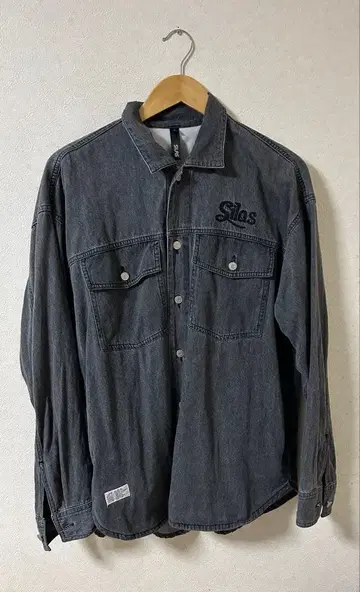 Silas 그레이 데님 긴팔 셔츠 L