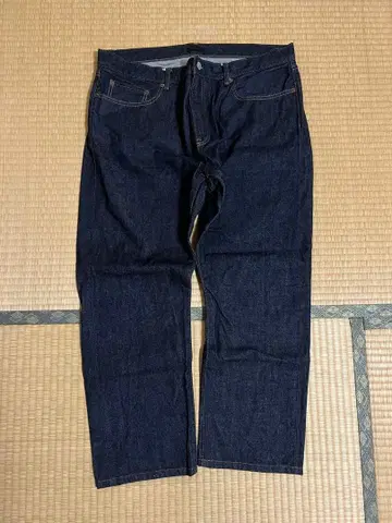 유니클로 셀비지 레귤러 핏 청바지 W38