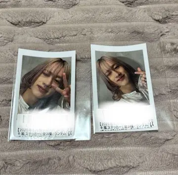 BUDDiiS MORRIE 모리 키라리 손클럽 폴라로이드풍 스티커