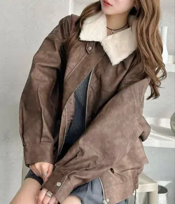 아우터 브랜드 인조 가죽 자켓 M 사이즈