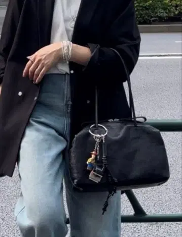 ear PAPILLONNER 롱 핸들 보스턴 백 이아파피요네