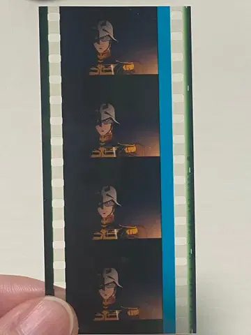 기동전사 건담 지크 액스 샤아 필름