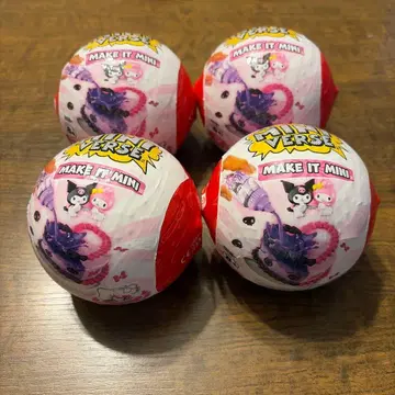 헬로키티 미니 브랜드 미니버스 미개봉 4개 세트