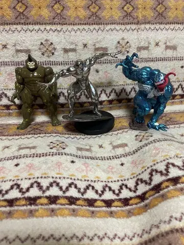 마블 베놈 라이노 실버 서퍼 피규어