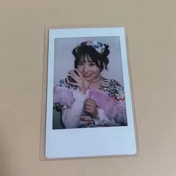 쿠리타 나츠카 카와라보 그래픽 의상 폴라로이드