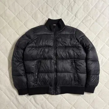 새상품급 GAP 다운 자켓 하이넥